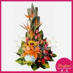 Ramo Triangular Exótico Mediano Rosas