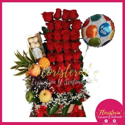 Ramo Escalera en Rosas Rojas