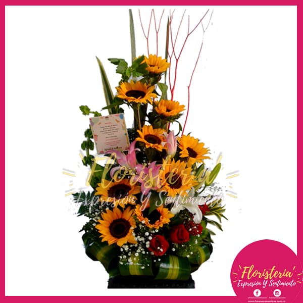 floristeria-expresion-8.jpg Ramo Tradicional Diseño En Girasoles - Imagen 1