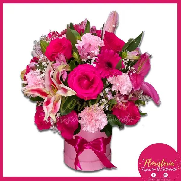 caja-flores-chocolates-09-03 Caja Pequeña Redonda en Rosas Especial con Moño - Imagen 1