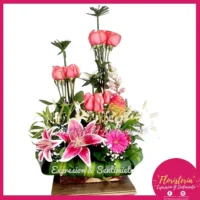 Arreglo Floral Quinceañero Rosa Salmon